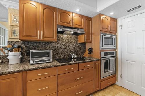 san-remo-redington-shores-fl-unit-607-5